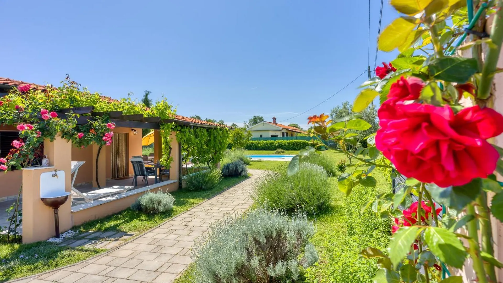 Holiday home Casa Luka Vareski Krnica