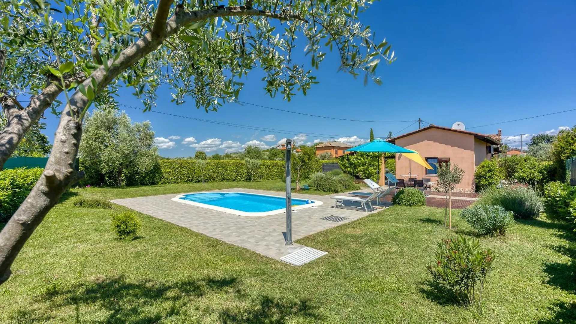 Casa Luka Vareski Krnica Holiday home